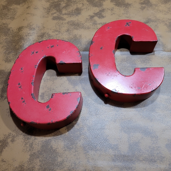 HD Designs Rustic Cs - Picture 1 of 4